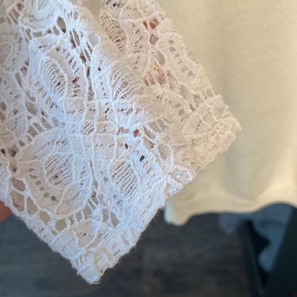 Van Heusen light weight knit. - Picture 5 of 6